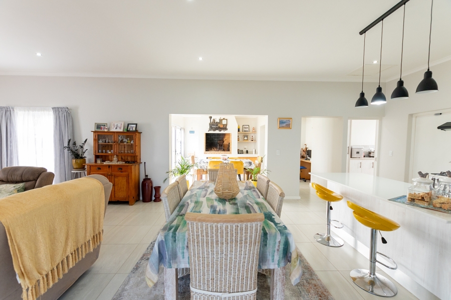 3 Bedroom Property for Sale in Lampiesbaai Western Cape